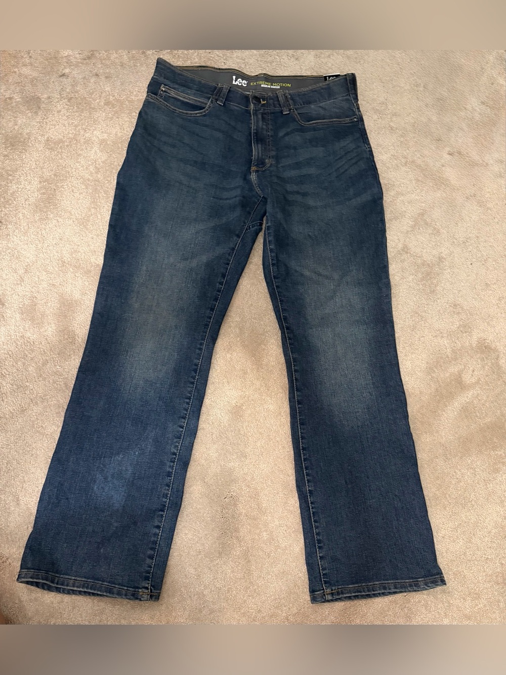 Lee Men's Dark Blue Straight Fit Jeans(please read description)